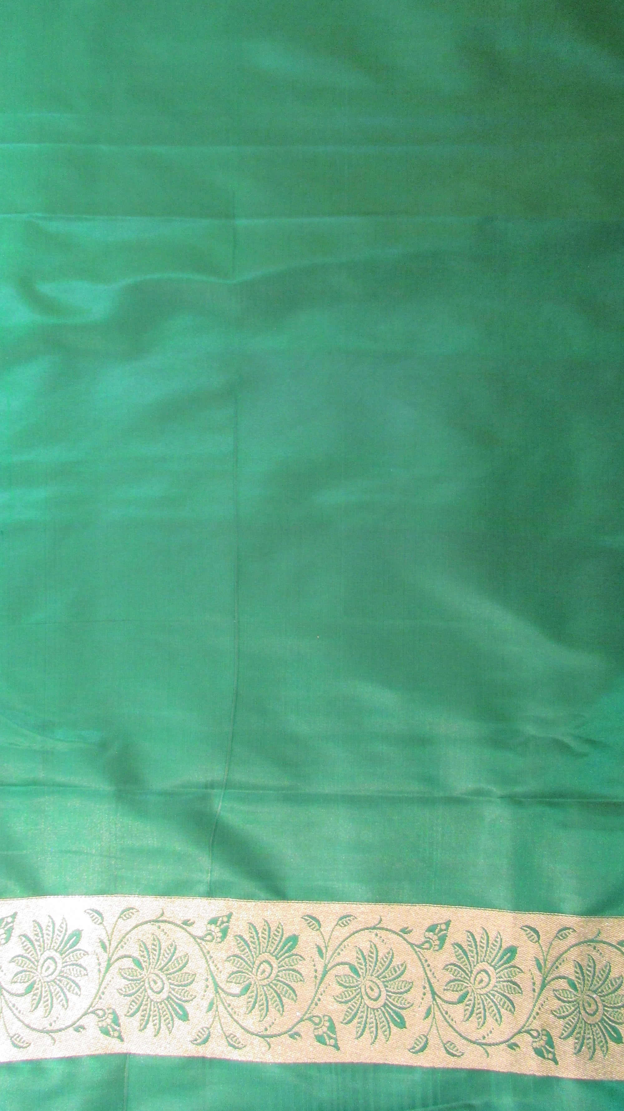 Saugandh Women's New Design Wine Colour Banarasi Silk Saree by Saundarya