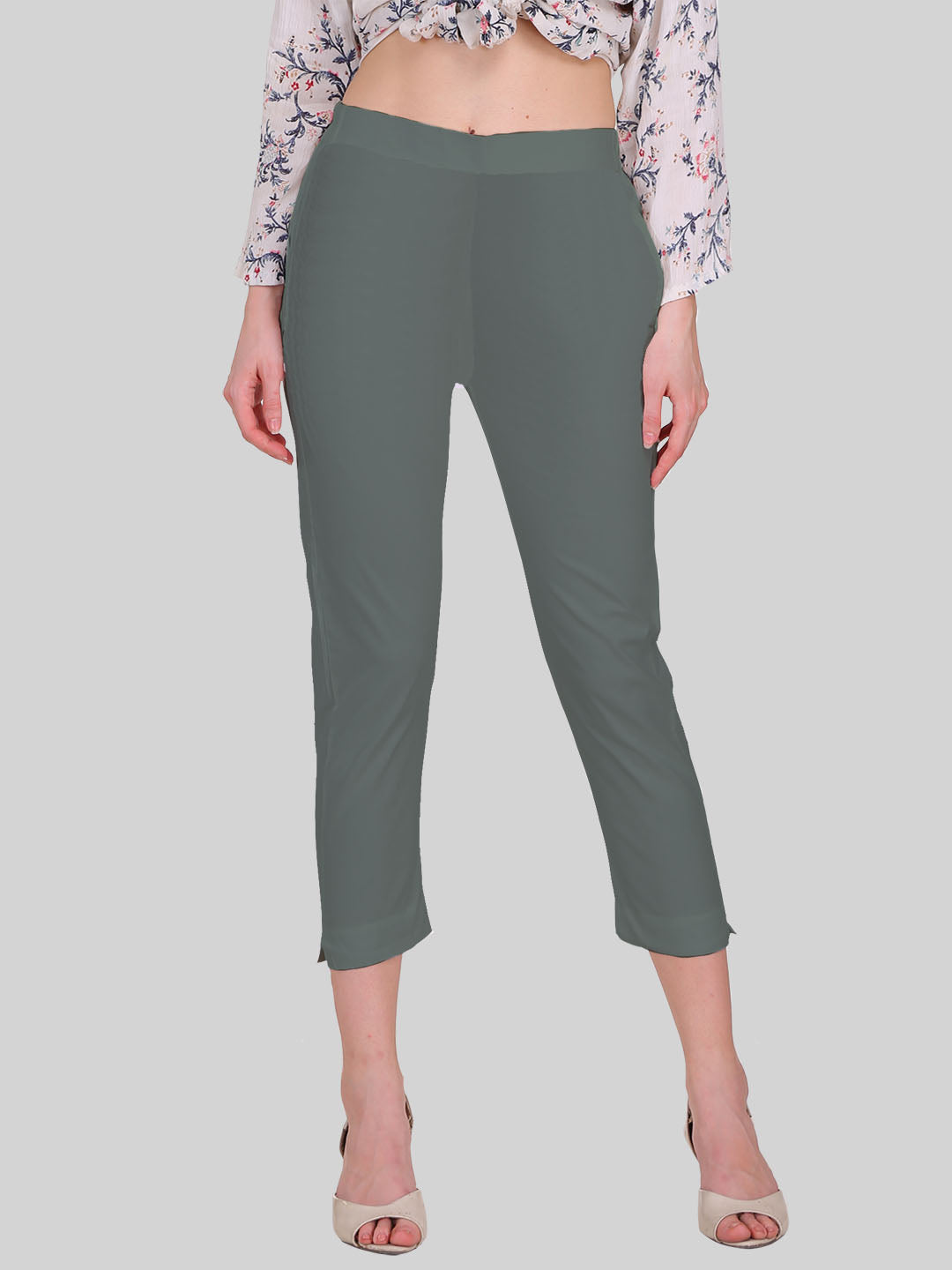 Saundarya Women’s Cropped Cotton Pants; Graphite Grey