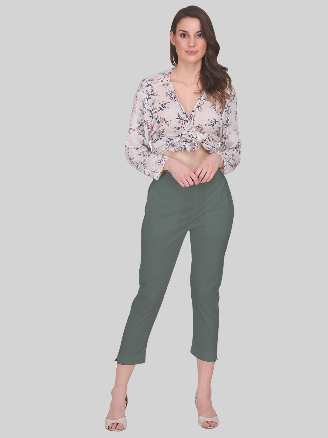 Saundarya Women’s Cropped Cotton Pants; Graphite Grey