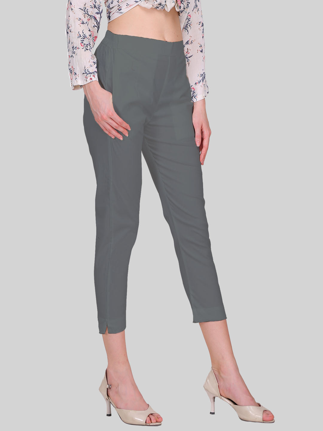 Saundarya Women’s Cropped Cotton Pants; Graphite Grey