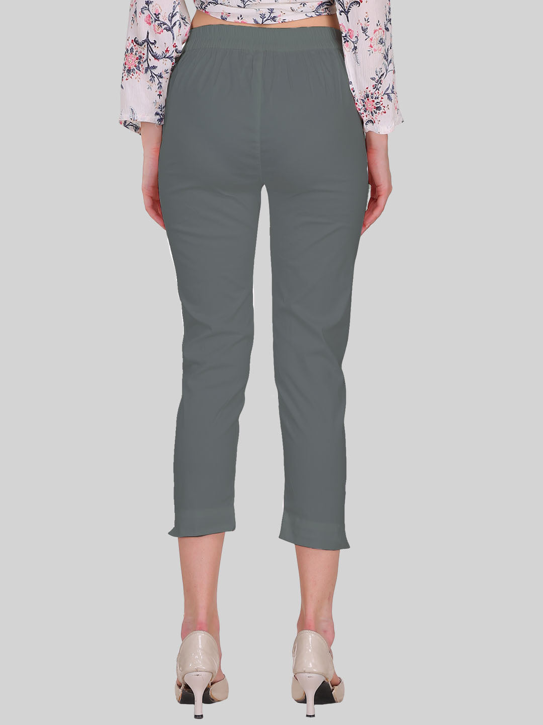 Saundarya Women’s Cropped Cotton Pants; Graphite Grey