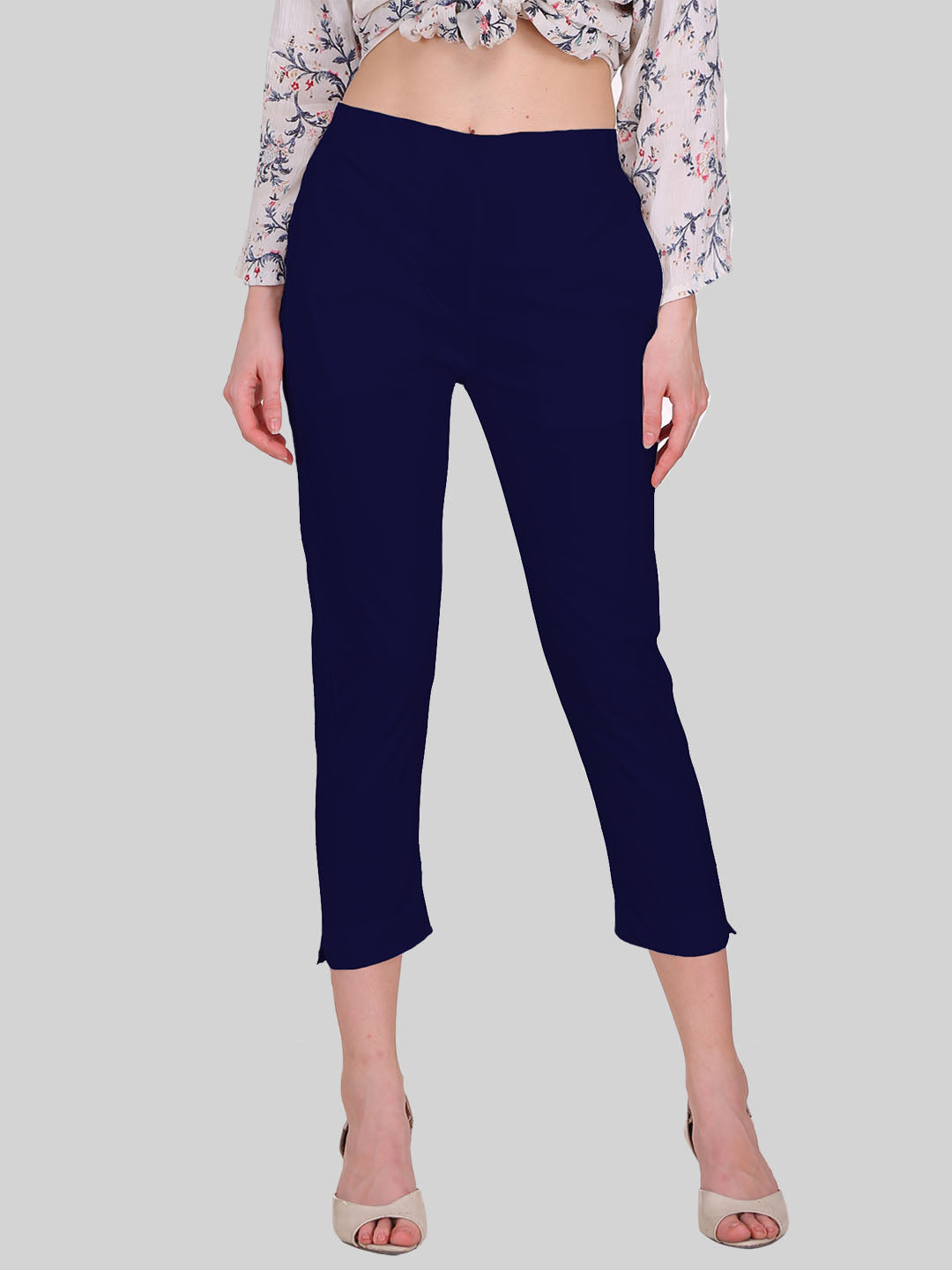 Saundarya Women's Navy Blue Cropped Pants